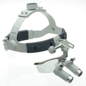 Lupy okularowe HEINE z systemem i-View na czepcu – precyzyjne lupy zabiegowe bez osłony S-GUARD.